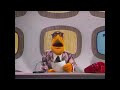 The Muppet Show 417 Star Wars News Flash The Swinetrek Has Landed 1980