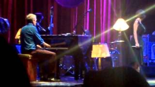 The Weed Smoker's Dream-Hugh Laurie &amp; The Copper Bottom Band.Buenos Aires,Gran Rex 15/3/14