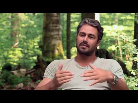 The Forest: Taylor Kinney "Aiden" Behind-the-Scenes Interview | ScreenSlam
