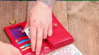 Яркий женский кошелек с большим количеством отделений из натуральной кожи Tony Bellucci 21957 красный