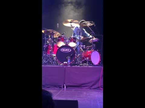 Will Calhoun (Living Colour) unique drum solo