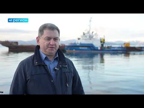 ЯХТУ СНЯЛИ С МЕЛИ В БУХТЕ ОЛЬГА КРОНОЦКОГО ЗАЛИВА У БЕРЕГОВ КАМЧАТКИ • НОВОСТИ КАМЧАТКИ