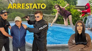 PAPÀ GENNARO ARRESTATO mentre I MIEI AMICI mi BUTTANO IN PISCINA per GELOSIA - by Charlotte M.