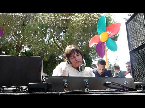 IPM Rome 2011 - Sarah Favouritizm