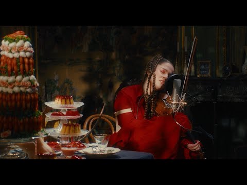 Les Diners de Gala - a concertfilm by Tsar B