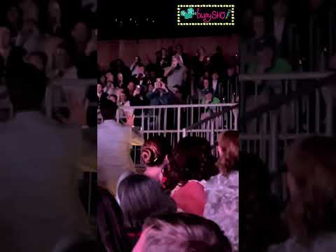 Lin-Manuel Miranda & Phillipa Soo recreate Hamilton trend