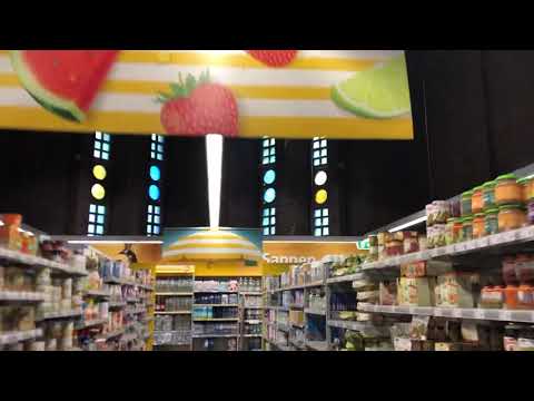 W Holandii nikt już nie chodzi do kościoła, dlatego robią z nich markety