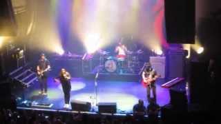 Halestorm-Jump The Gun Live Debut at The Koko Club