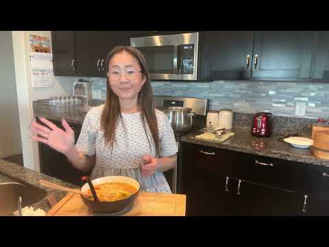Homemade easy soup, Suki. ￼Lao food/ Lao kitchen.