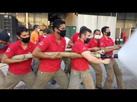 TREINAMENTO BRIGADISTAS MANEABILIDADE PARA COMBATE A INCENDIO - DUAS LINHAS DIRETAS DE ATAQUE