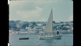 Musik-Video-Miniaturansicht zu Childhood Songtext von Roo Panes