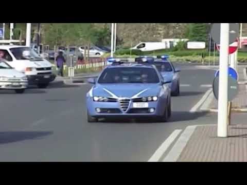 Arezzo, finti poliziotti rapinano un'anziana: in fuga con 50mila euro