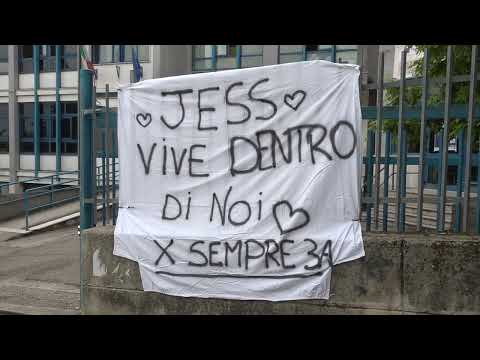 Strage Torremaggiore, Gip: "Malaj voleva chiaramente uccidere figlia e moglie"