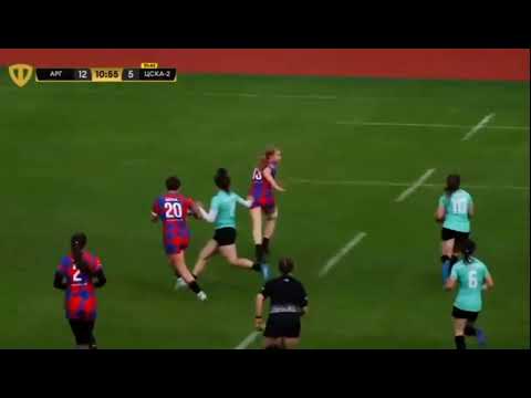 Very tricky  game moment. Play on or obstruction and no try ? Rugby-7
