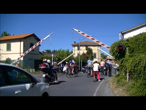 Spoorwegovergang Lucca (I) // Railroad crossing // Passaggio a livello
