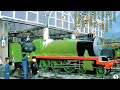 Crashes Thomas Meets The Queen Paint Pots And Queens