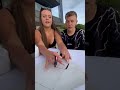 Male Ein VIERECK Mit 3 STRICHEN