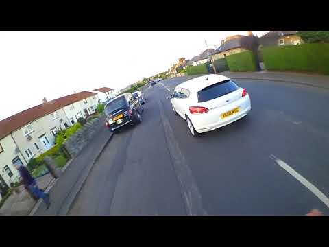 VK58MYC - Close pass, untaxed, driver untracable