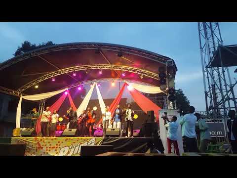 Praise The Lord - Jow B séquence Concert Bana Congo Kinshasa
