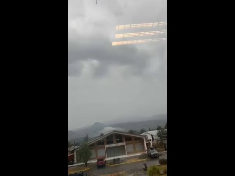 Rayo cae sobre casa en Melipeuco y genera voraz incendio