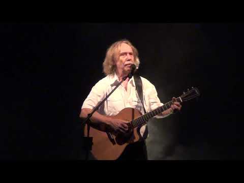 Jaromír Nohavica / Máma mi na krk dala klíč