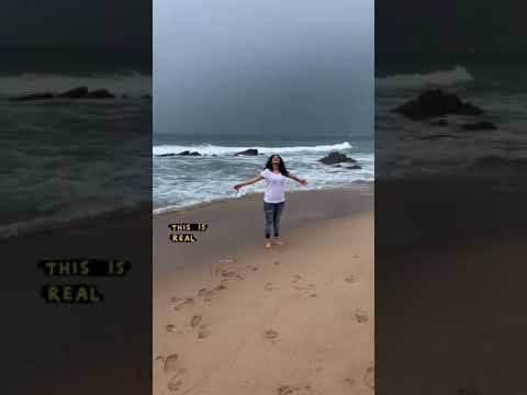 Deepthi Sunaina Beach Video | Beach Time