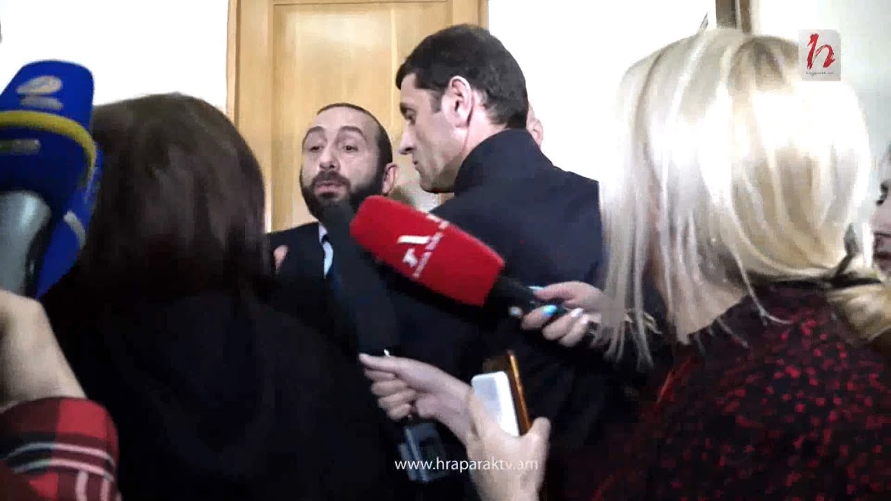 Արարատ Միրզոյանը խուսափեց պատասխանել լրագրողների հարցերին