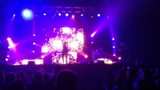 Feel good summer song-scotty mcreery