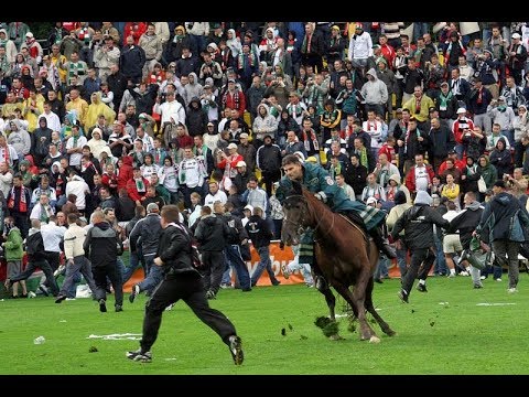 FK Vetra Vilnius - Legia crowd trouble full coverage of fights and 1st half