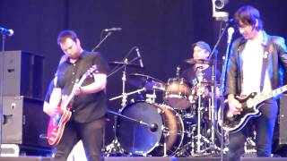 Do It Alone, by Sugarcult (@ Groezrock, 2011)