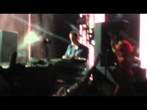 Wolfgang Gartner - Flexx & The Devil's Den Live @ Starscape (HD)