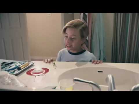 Shorts-La piedrea mágica (2009) - Trailer Oficial Español [HD]