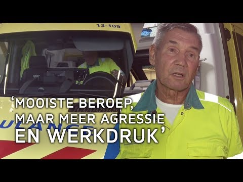 Ambulancechauffeur Ron Sitek na 38 jaar met pensioen