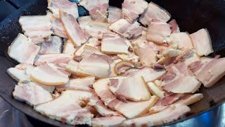 回鍋肉（ホイコーロウ）　twice cooked pork