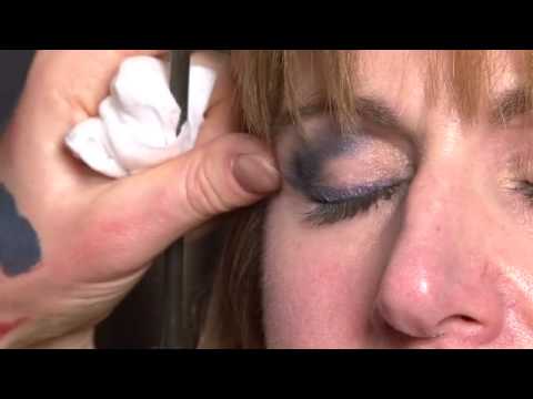 Flicky eyeliner tutorial by Colour Me Beautiful and Victoria Barnes