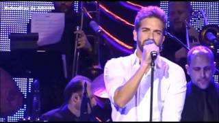 Pablo Alborán interpreta &#39;&#39;Fiesta&#39;&#39; de Serrat