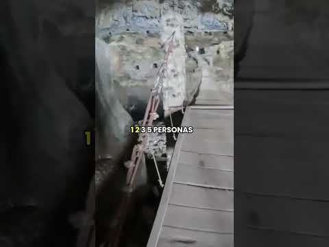 Gente Destruyendo los atractivos turísticos del país, esto paso en las ventanas de tisquizoque