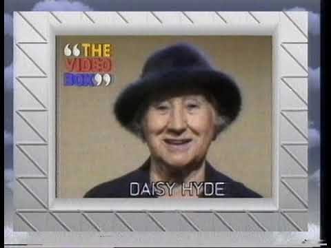 Channel 4 UK TV Vintage Adverts Thursday 29th November 1984. Philips N1700 Transfer.