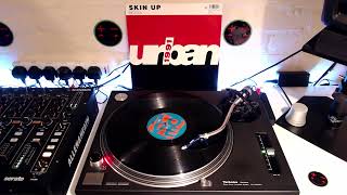Skin Up - Make Me Scream