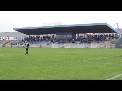 Doping kibiców Igloopolu w meczu z Izolatorem Boguchwała