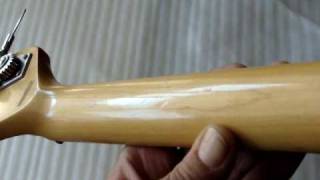 Video thumbnail for Tanara bass Guitar Red by IplayMusic2
