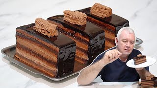 The Ultimate FLOURLESS CHOCOLATE Cake - A Gluten Free Dessert Dream