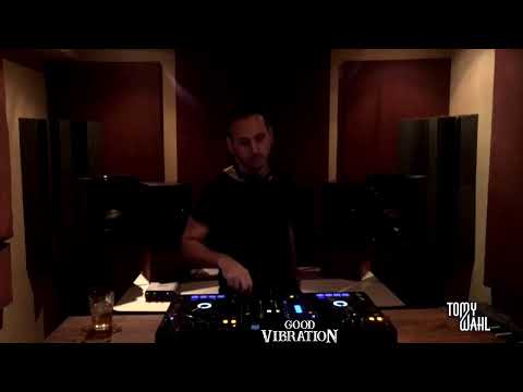 Goodvibration presenta Tomy Wahl desde su estudio