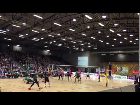 TSV Giesen GRIZZLYS vs. CV Mitteldeutschland - Matchball erster Satz
