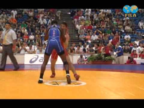 LABAZANOV Chingiz (RUS) -- COLEMAN Ellise (USA)  1/16 Finale