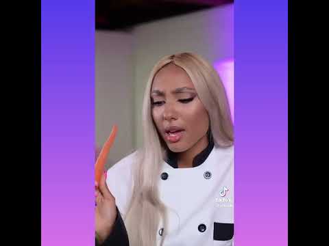 trend tik tok con una prima déjame revisarte el celular 2