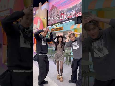 catch the Crown👑 with 태연 #EXO #엑소 #weareoneEXO #Crown #REVERXE