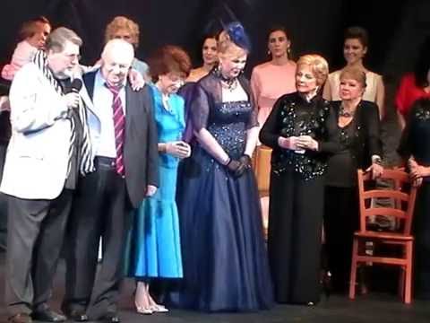 А. Ширвинд поздравляет М. Державина на юбилейном концерте. 80 лет.