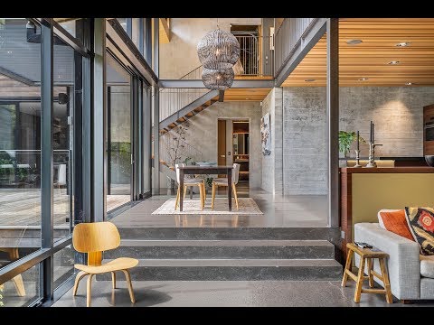 44C St Georges Bay Road, Parnell - Steen Nielsen