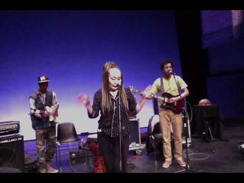 "Dancing moon" improvisation  of Sainkho with Diara and Sanu-tuarque musicians from Afrika